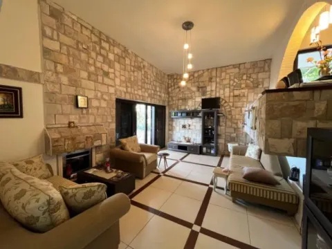 Rent, house, 300m², Dobre Vode, Bar - image 2