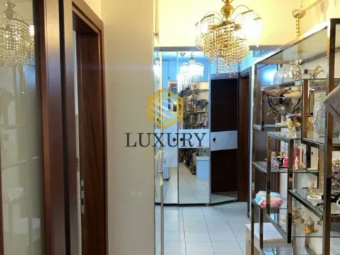 Sale, three bedroom apartment, 120m², Tološka šuma, Podgorica - image 12