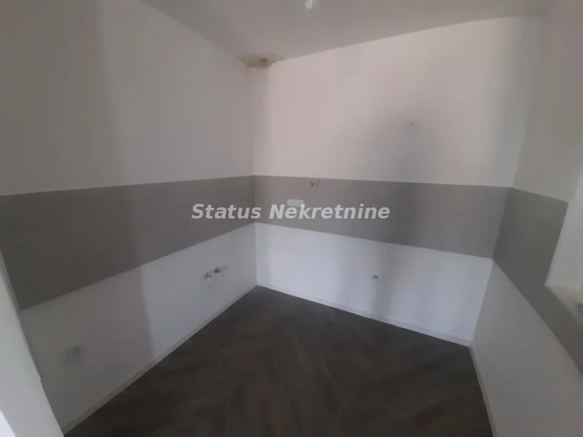 Prodaja, trosoban stan, 80m², Adice, Novi Sad Sve Podlokacije