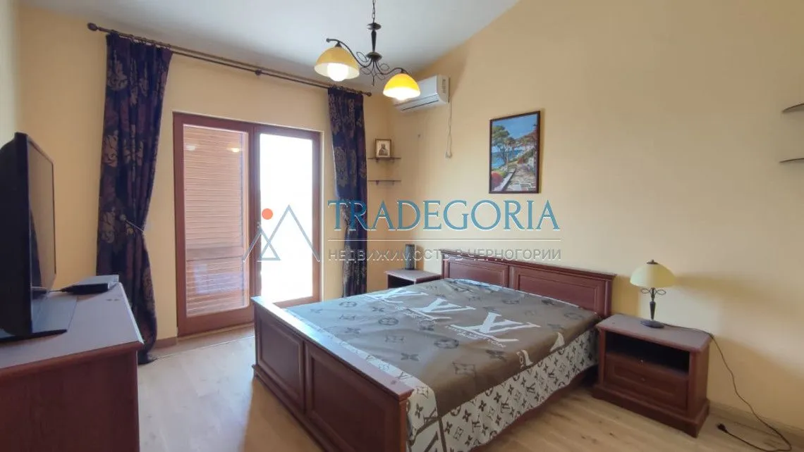 Prodaja, kuća, 400m², Bar, Crna Gora