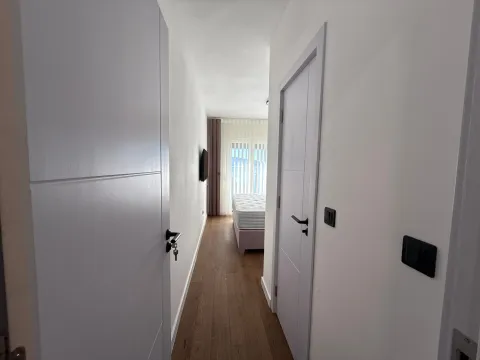 Izdavanje, jednosoban stan, 55m², Tivat, Crna Gora - image 8