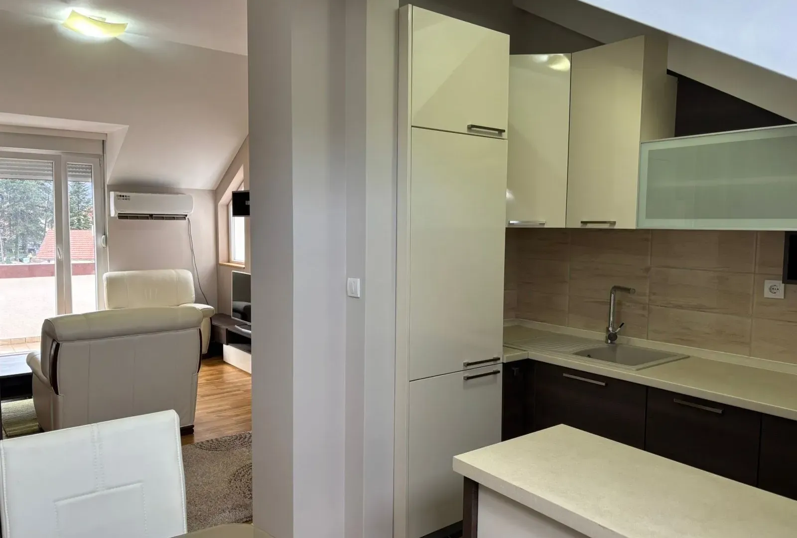 Prodaja, trosoban stan, 62m², Centar, Cetinje