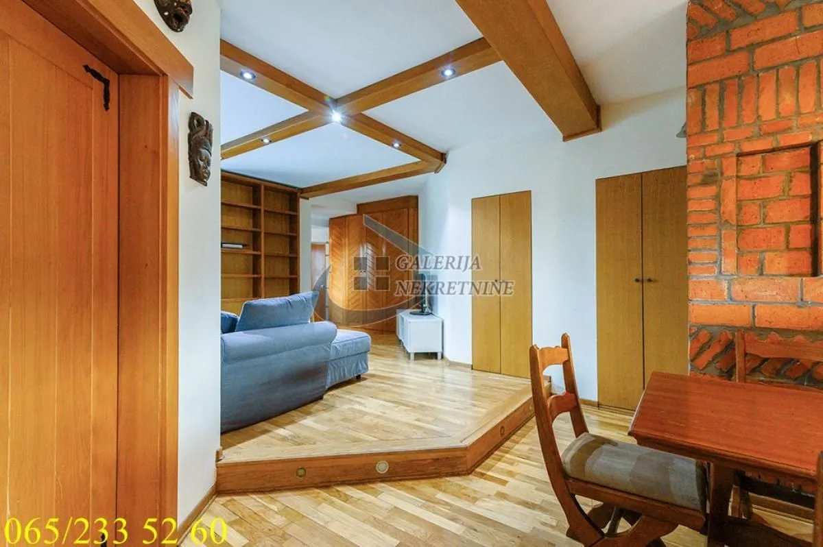 Sale, three bedroom apartment, 78m², Stari Grad, Beograd