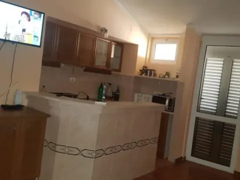 Izdavanje, jednosoban stan, 48m², Donja Lastva, Tivat - image 4