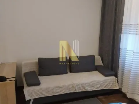 Rent, studio apartment, 25m², Bulevar Evrope, Novi Sad Sve Podlokacije - image 2