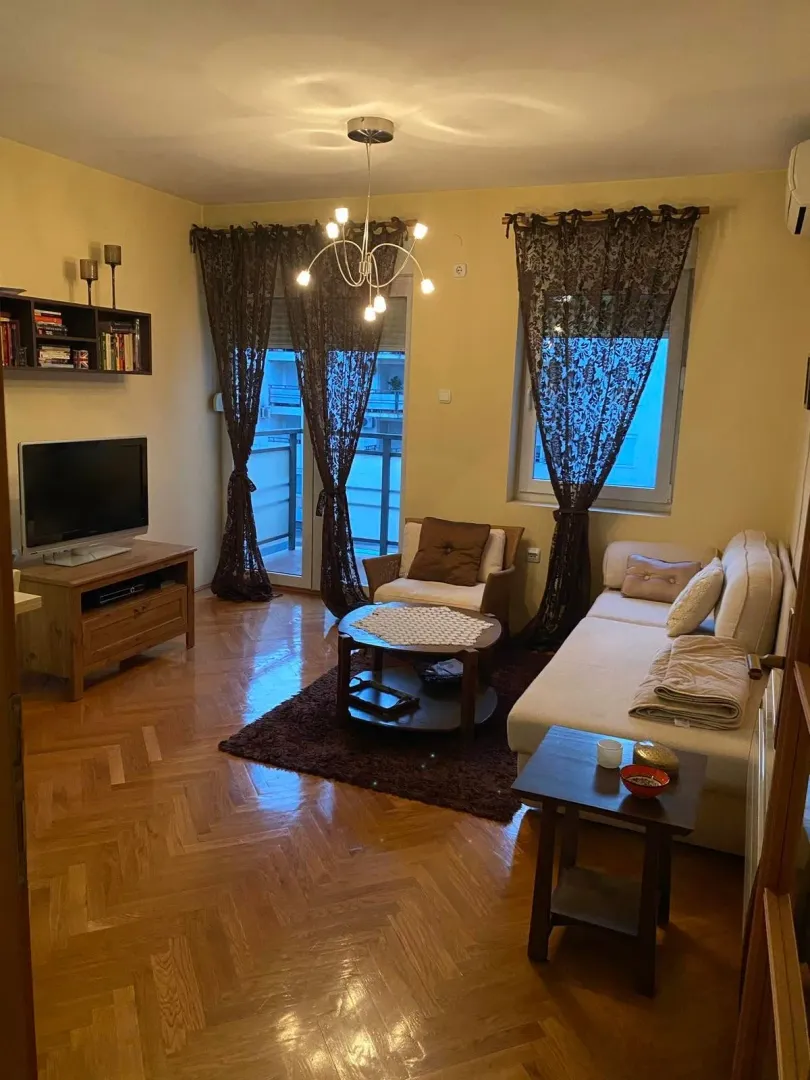 Rent, one bedroom apartment, 42m², Blok 6, Podgorica