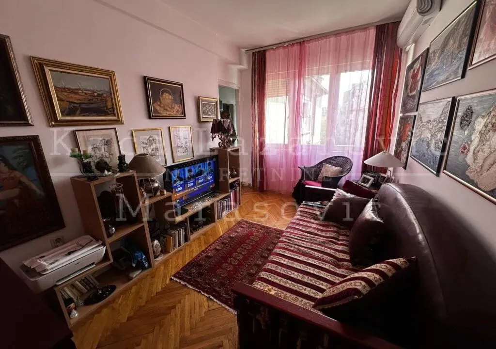 Sale, two bedroom apartment, 43m², Skadarlija, Beograd