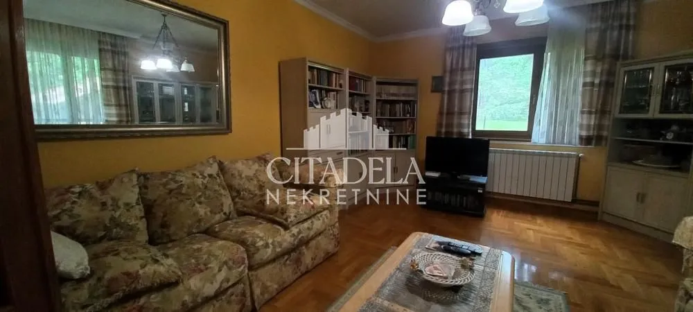 Prodaja, kuća, 143m², Meljak, Barajevo