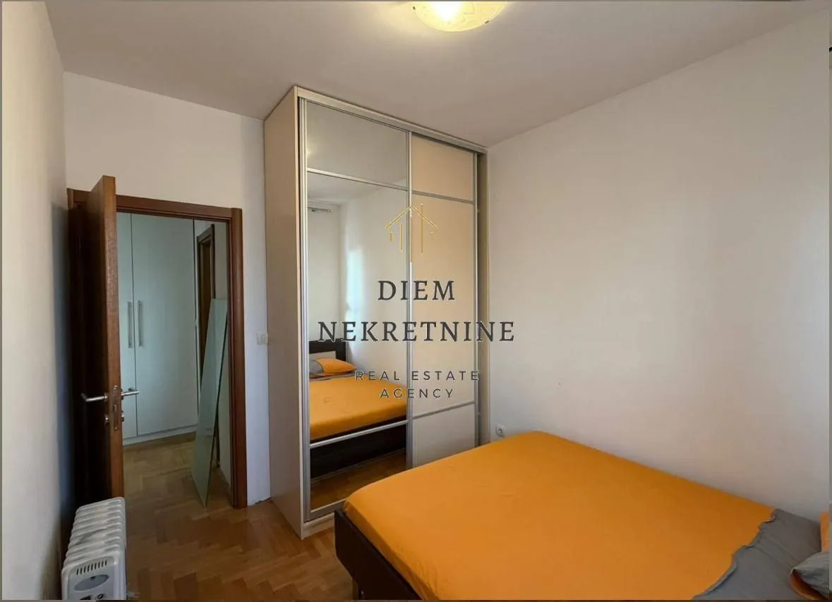 Rent, one bedroom apartment, 52m², Centar, Bar