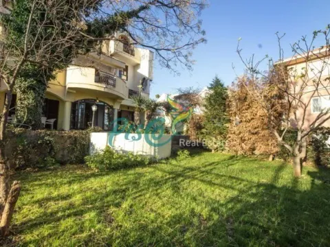 Izdavanje, trosoban stan, 120m², Gorica C, Podgorica - image 5