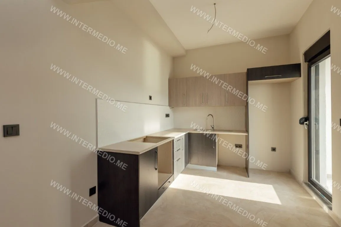 Prodaja, trosoban stan, 122m², Topla, Herceg Novi