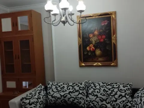 Izdavanje, trosoban stan, 62m², Savski Venac, Beograd - image 2