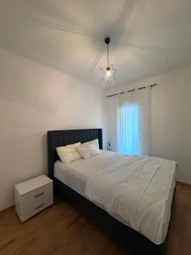 Rent, two bedroom apartment, 69m², Budva, Crna Gora - image 16