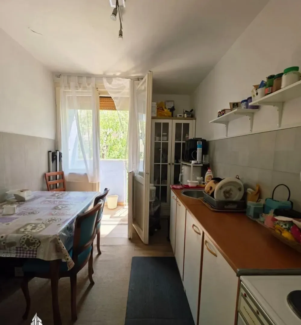 Prodaja, dvosoban stan, 54m², Karaburma, Palilula Sve Podlokacije