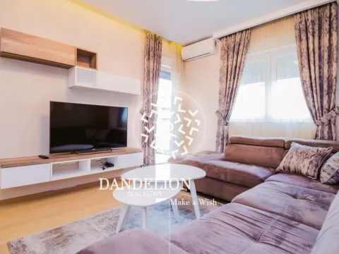 Izdavanje, jednosoban stan, 47m², City Kvart, Podgorica - image 2