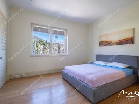 Sale, two bedroom apartment, 115m², Porto Montenegro, Tivat - image 11