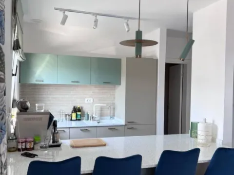 Rent, one bedroom apartment, 85m², Pod Kuk, Tivat - image 10