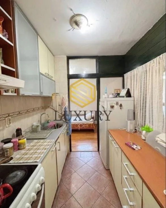 Prodaja, dvosoban stan, 77m², Blok 5, Podgorica