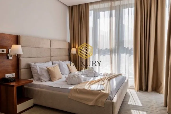 Rent, hospitality venue, 2000m², Sutomore, Bar