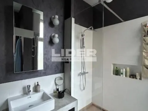 Rent, two bedroom apartment, 106m², Stari Grad, Beograd - image 6