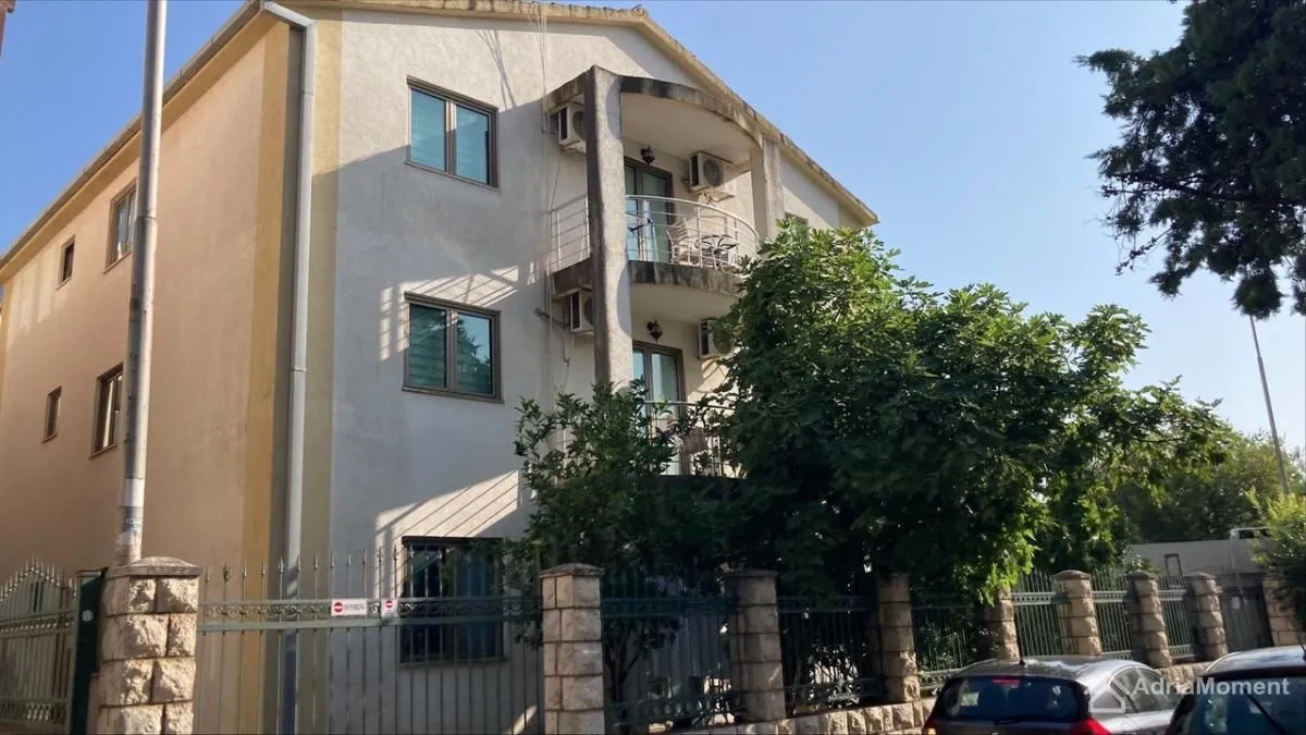 Sale, house, 311m², Bečići, Budva