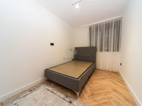 Izdavanje, dvosoban stan, 70m², Stari Aerodrom, Podgorica - image 6