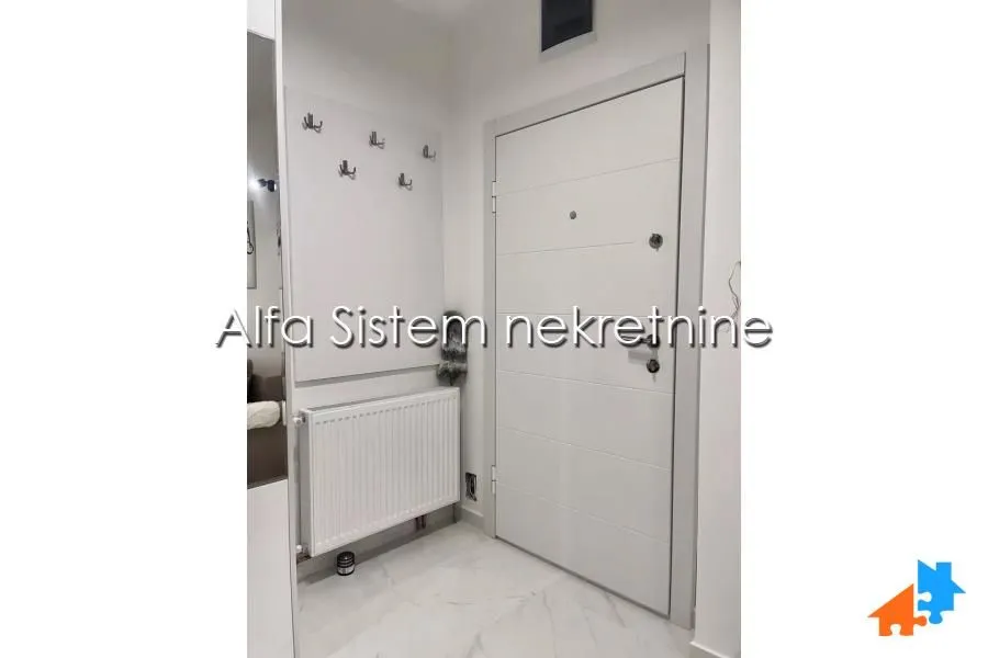 Izdavanje, dvosoban stan, 47m², Vračar Sve Podlokacije, Beograd
