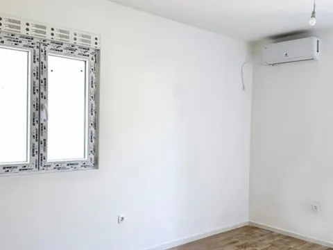 Sale, one bedroom apartment, 41m², Podkošljun, Budva - image 3