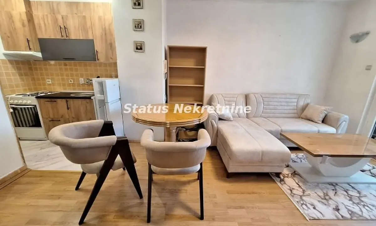 Izdavanje, jednosoban stan, 41m², Novo naselje, Novi Sad