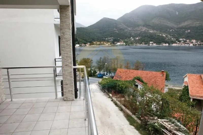 Prodaja, kuća, 246m², Lepetani, Tivat