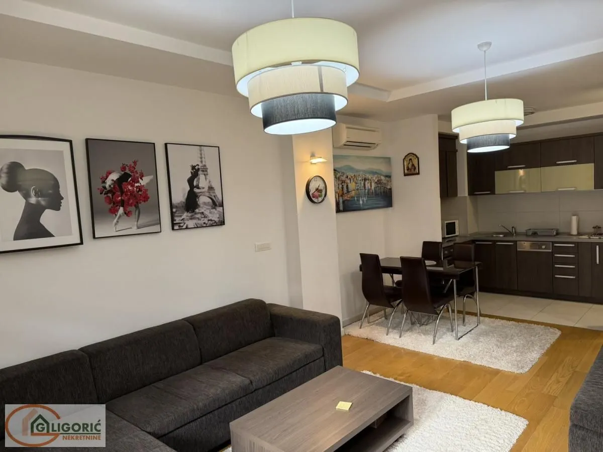 Prodaja, dvosoban stan, 53m², Novi Beograd Blok 67, Novi Beograd Sve Podlokacije