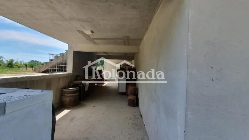 Prodaja, kuća, 340m², Sopot, Beograd