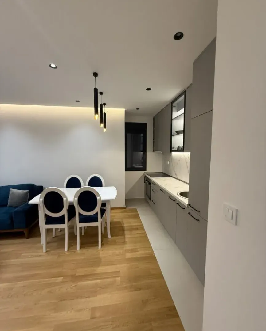 Izdavanje, dvosoban stan, 53m², New City, Podgorica