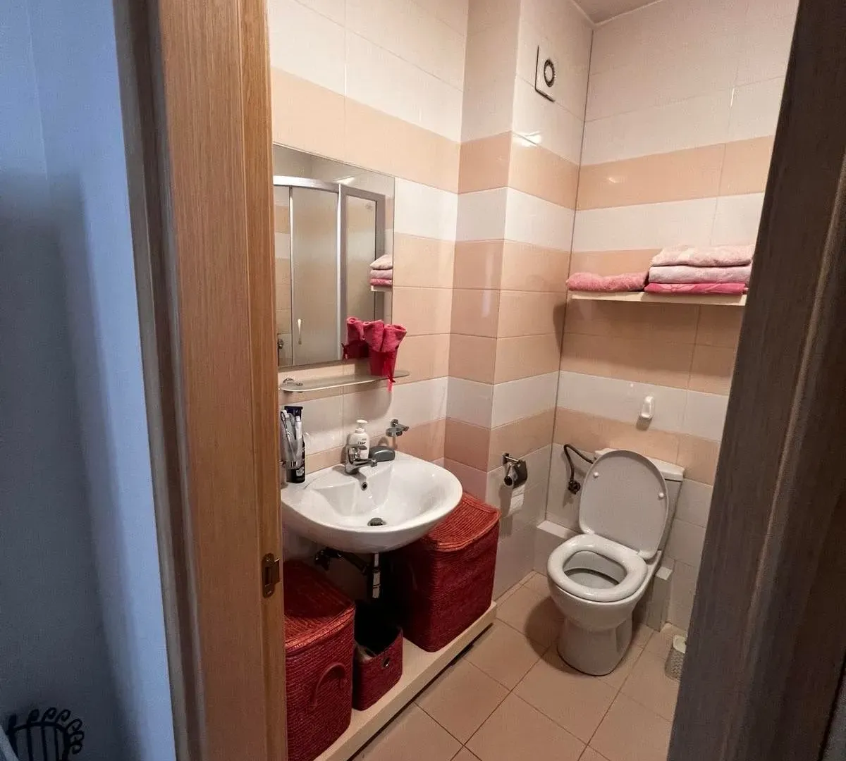 Rent, one bedroom apartment, 54m², Pobrežje, Podgorica