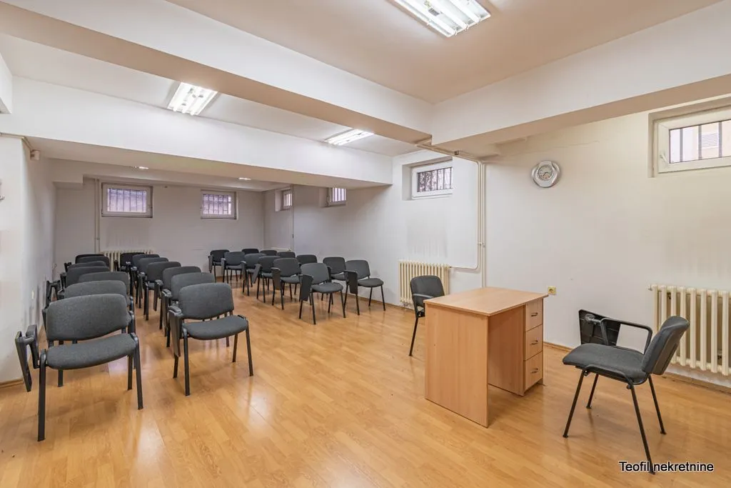 Sale, office space, 535m², Banovo Brdo, Beograd
