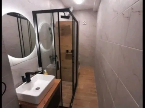 Izdavanje, jednosoban stan, 45m², Preko Morače, Podgorica - image 6