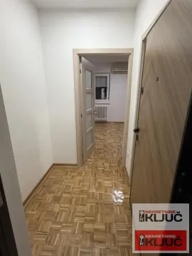Prodaja, jednosoban stan, 30m², Novo naselje, Novi Sad - image 6