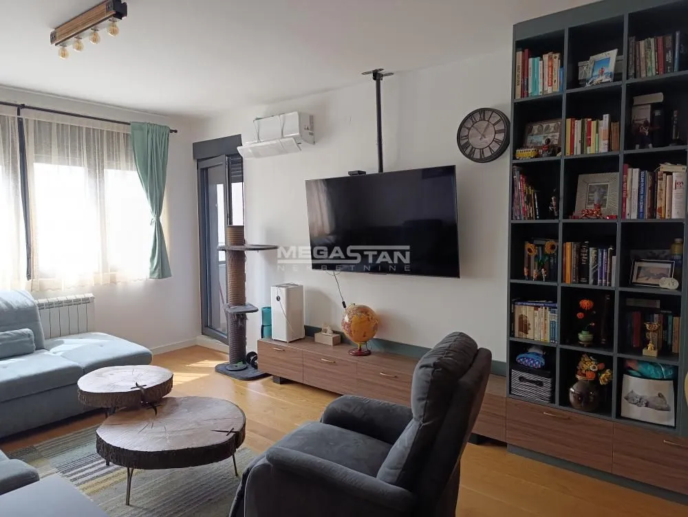 Prodaja, trosoban stan, 84m², Čukarica, Beograd