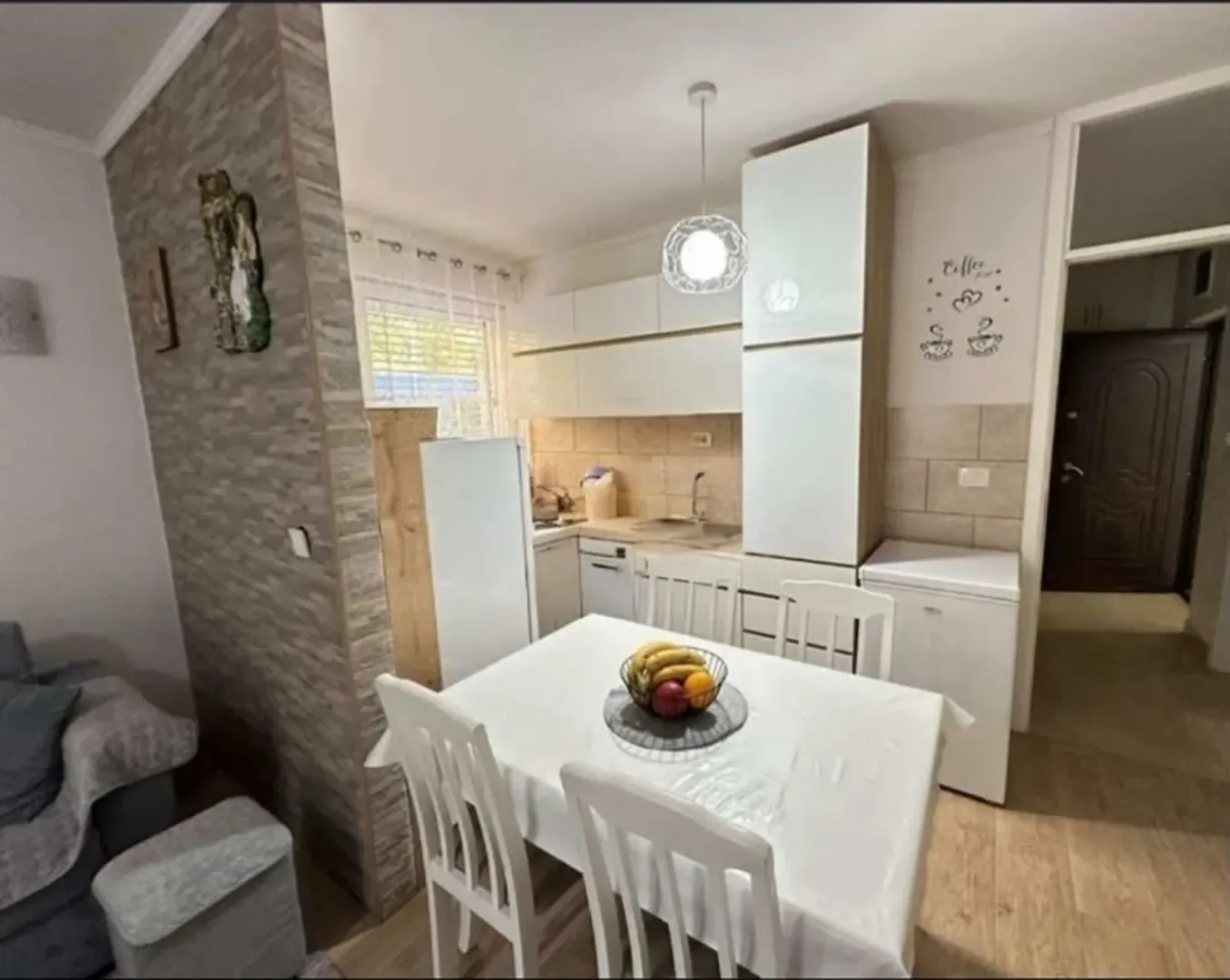 Prodaja, dvosoban stan, 48m², Dobrota, Kotor
