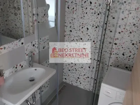 Izdavanje, dvosoban stan, 70m², Novi Beograd Blok 45, Novi Beograd Sve Podlokacije - image 9