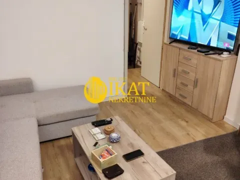 Prodaja, jednosoban stan, 38m², Kaludjerica, Grocka - image 1