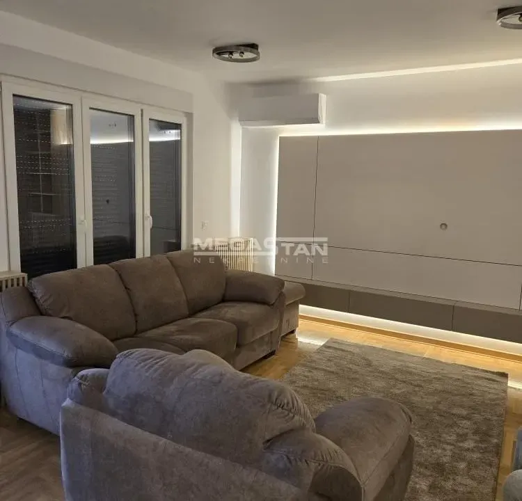 Prodaja, trosoban stan, 107m², Palilula Sve Podlokacije, Beograd
