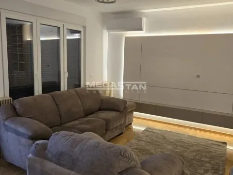 Prodaja, trosoban stan, 107m², Palilula Sve Podlokacije, Beograd