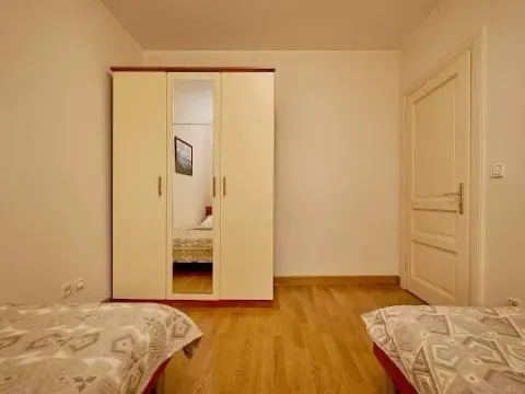 Sale, four bedroom apartment, 95m², Sveti Stefan, Budva - image 5