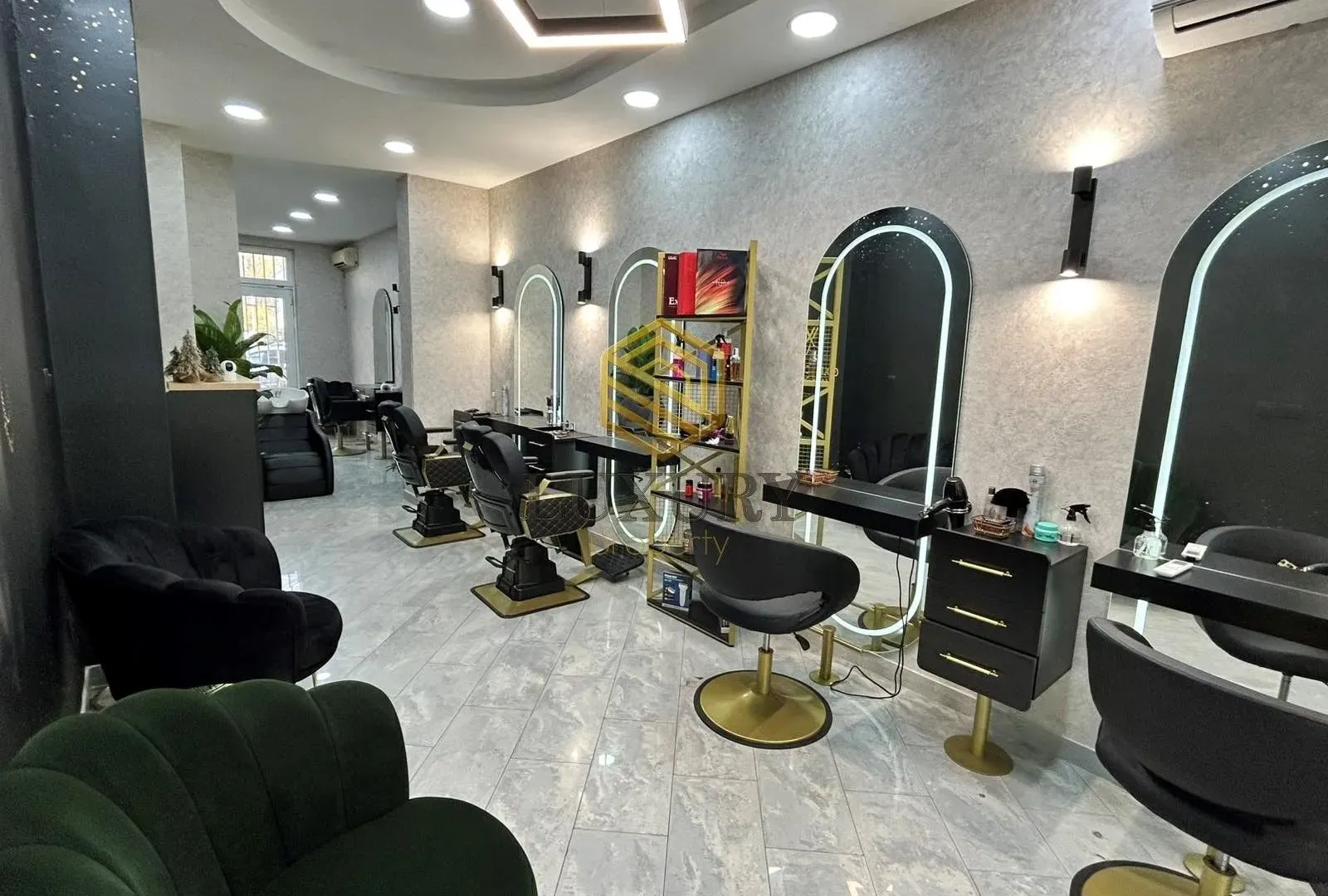 Rent, office space, 90m², Stari Aerodrom, Podgorica