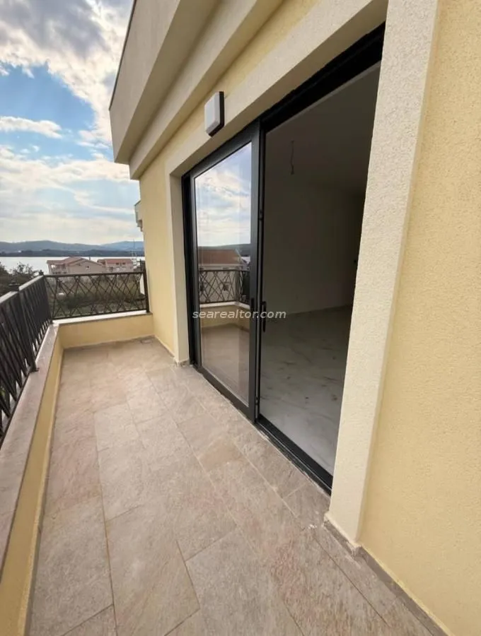 Prodaja, jednosoban stan, 49m², Tivat, Crna Gora