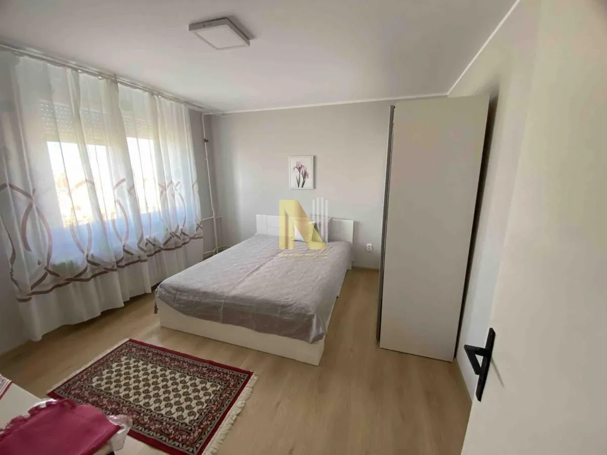 Izdavanje, trosoban stan, 72m², Grbavica, Novi Sad Sve Podlokacije