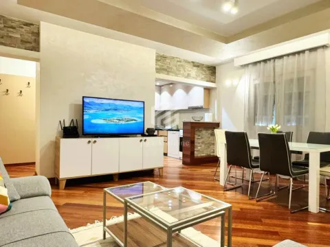 Izdavanje, jednosoban stan, 50m², Krivi Most, Podgorica - image 5