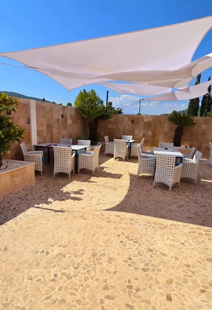 Prodaja, ugostiteljski objekat, 400m², Lastva Grbaljska, Kotor