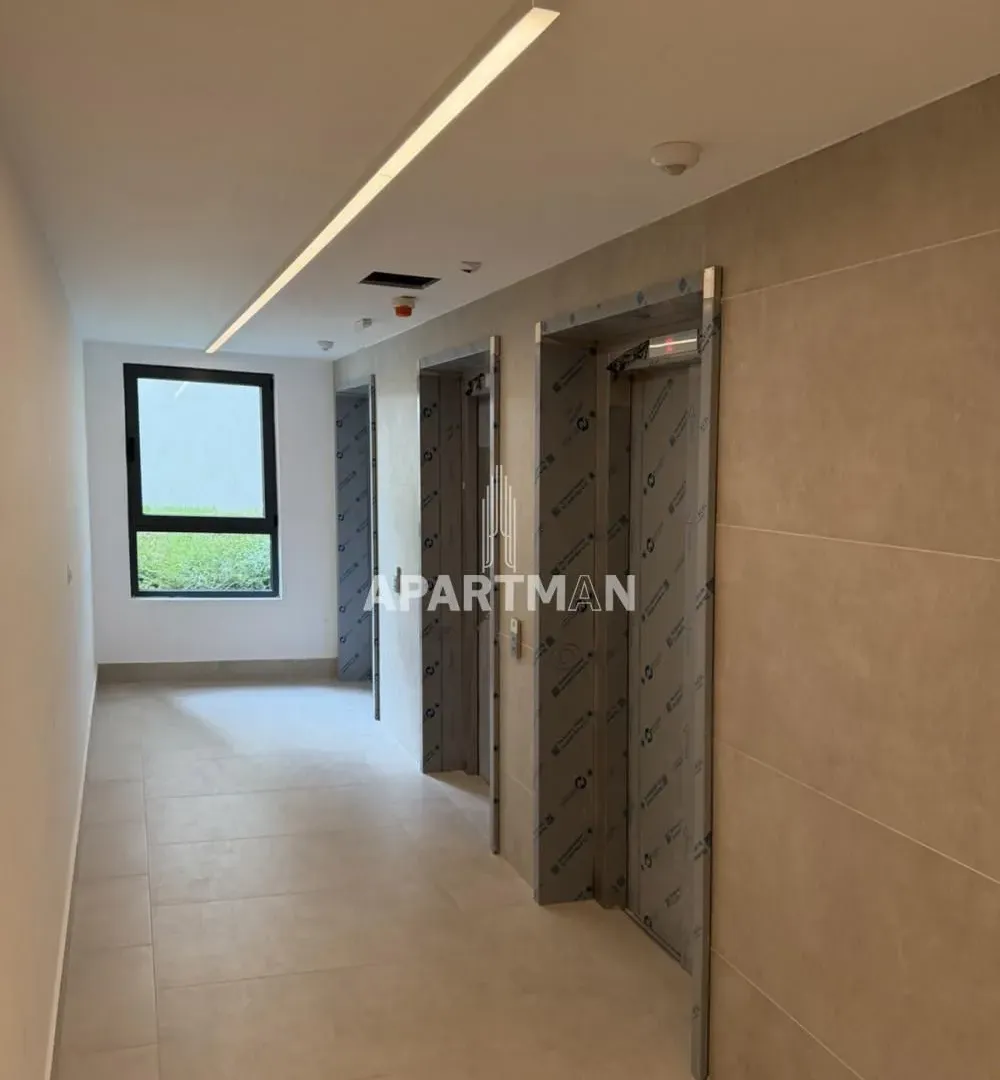 Prodaja, četvorosoban stan, 106m², Novi Beograd Blok 65, Novi Beograd Sve Podlokacije